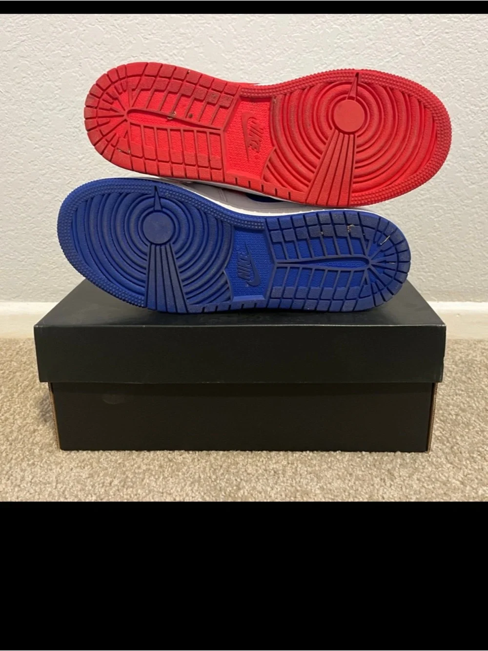 Air Jordan 1 Mid SE 85 DH0200-100 Size 4.5Y
